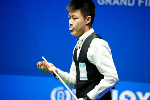 体育WTA250巴勒莫赛:郑钦文2-0首胜苦主克里斯蒂安 晋级四强