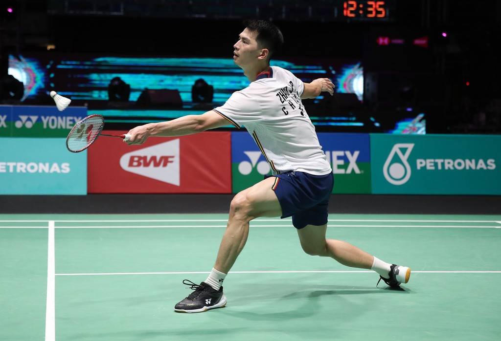 3年1.55亿美金!历史首人!利拉德看清现实,杨瀚森公开表态