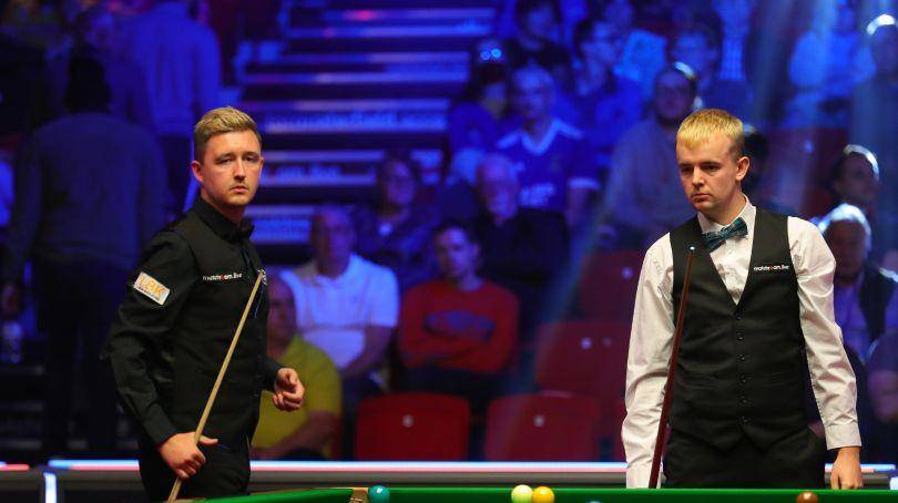 与此同时 与此同时